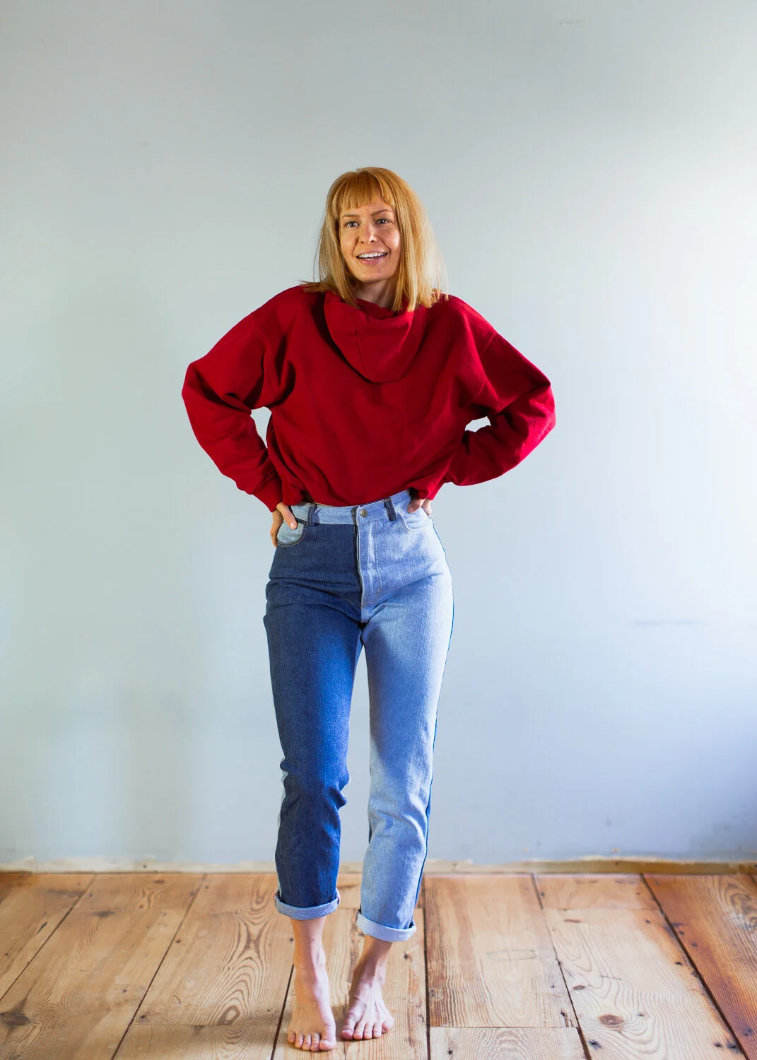 Bleached jeans outfit top